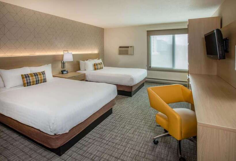 هتل Days Inn & Suites By Wyndham Duluth By The Mall