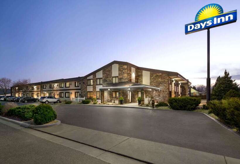 هتل Days Inn By Wyndham Fort Collins