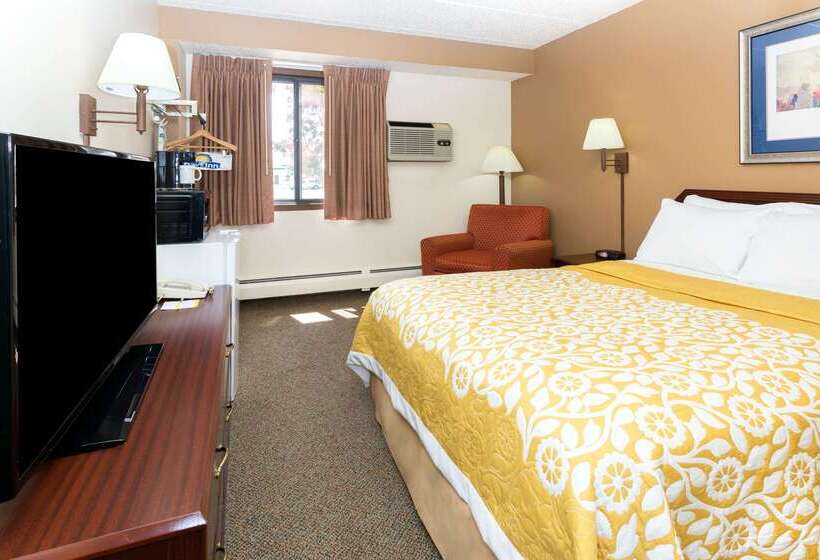 هتل Days Inn By Wyndham Fort Collins