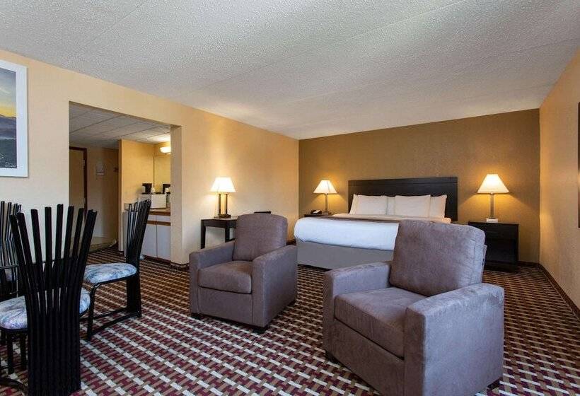 ホテル Days Inn By Wyndham Hillsborough