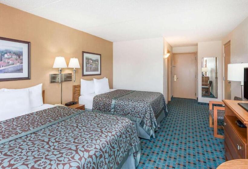 酒店 Days Inn By Wyndham Kirksville