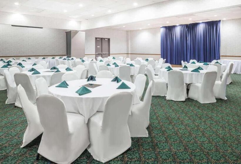 酒店 Days Inn By Wyndham Kirksville