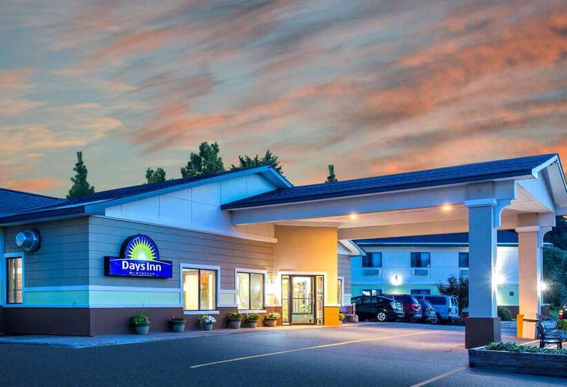 هتل Days Inn By Wyndham Marquette