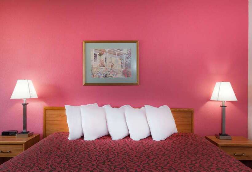 בית מלון כפרי Days Inn By Wyndham Mason City