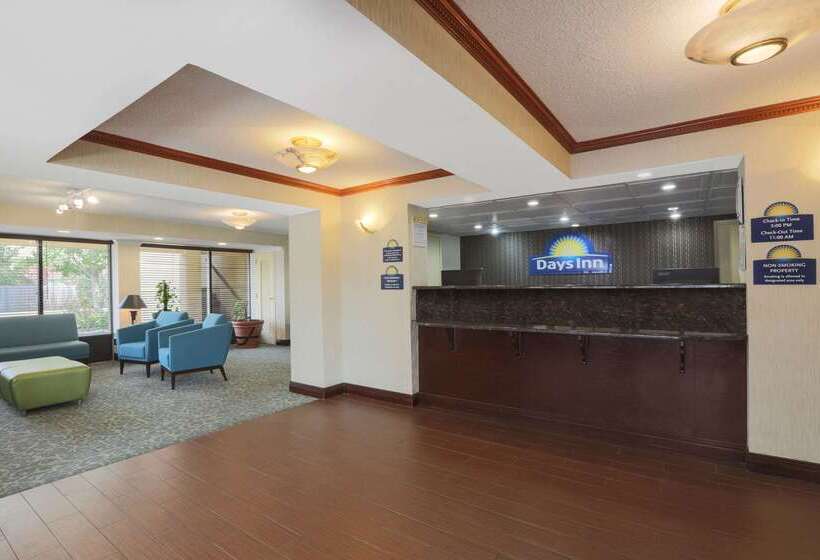 هتل Days Inn By Wyndham Newark Wilmington