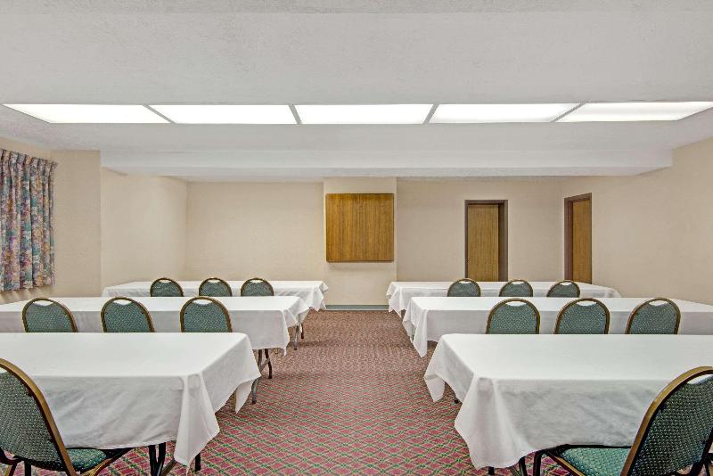 酒店 Days Inn By Wyndham Washington