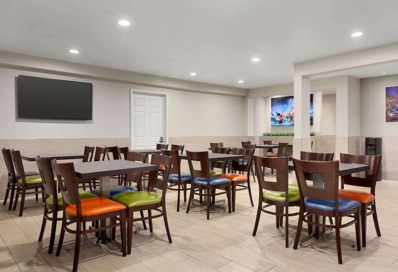 ホテル Days Inn & Suites By Wyndham Anaheim At Disneyland Park