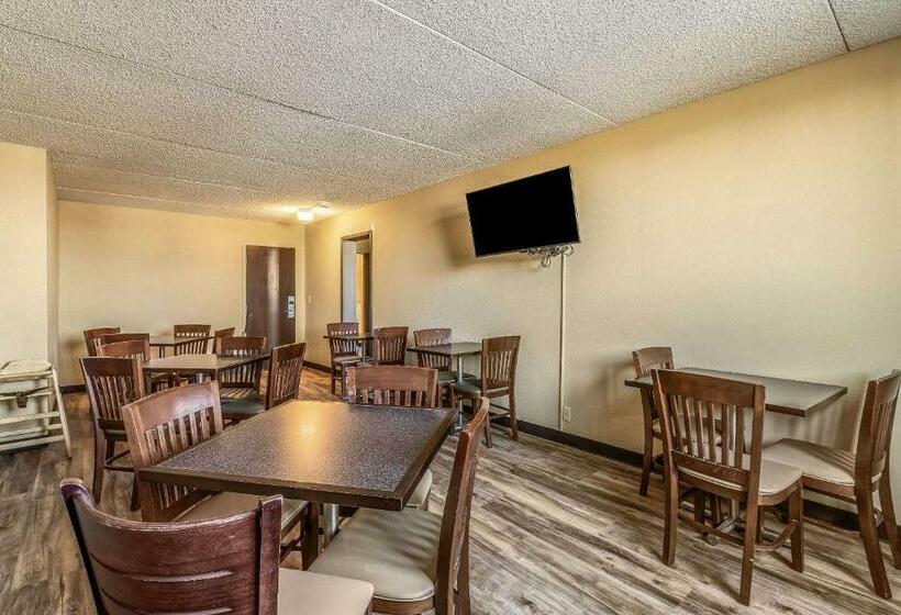 فندق Econo Lodge