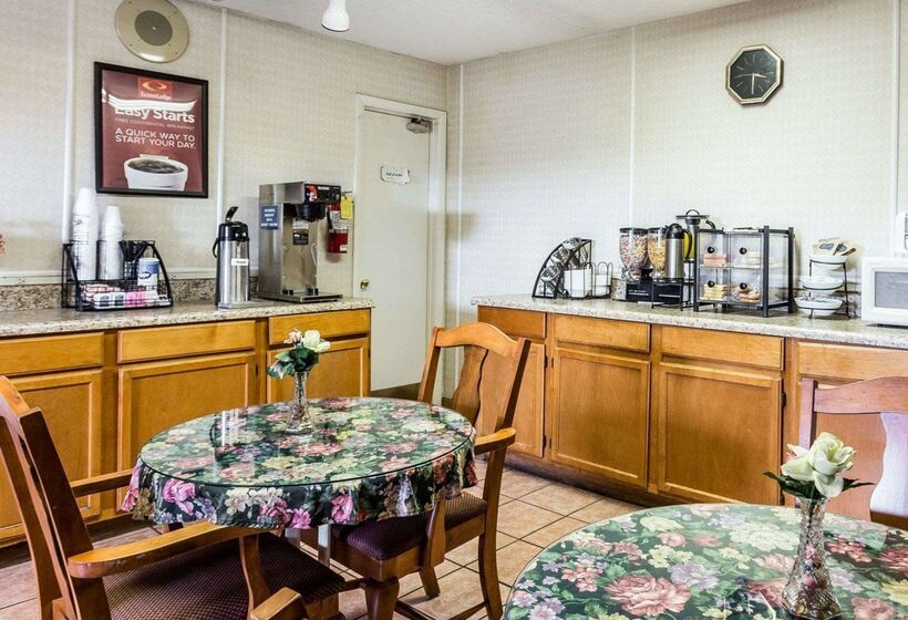ホテル Econo Lodge Inn & Suites Matthews   Charlotte