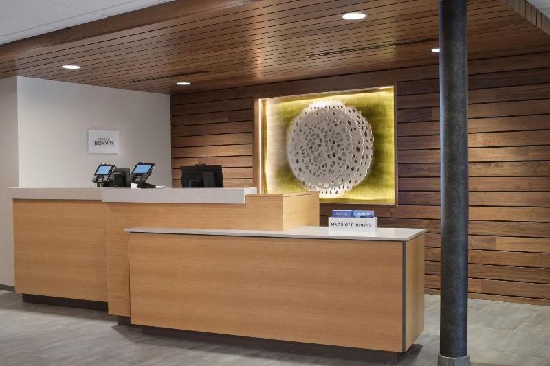 Отель Fairfield Inn & Suites By Marriott Pottstown Limerick