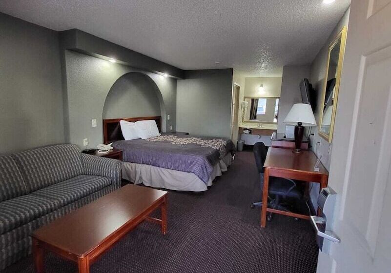 호텔 Hallmark Inn And Suites