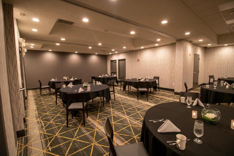 هتل Holiday Inn Grand Rapids Downtown, An Ihg