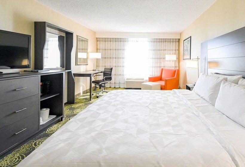 هتل Holiday Inn University Area Charlottesville, An Ihg