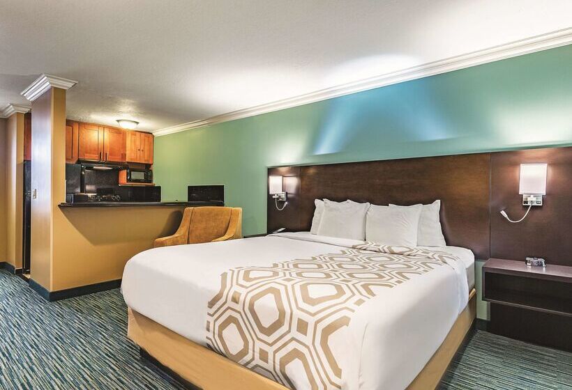 هتل La Quinta By Wyndham San Francisco Airport West