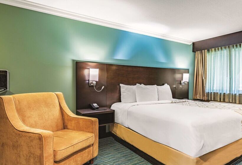 هتل La Quinta By Wyndham San Francisco Airport West