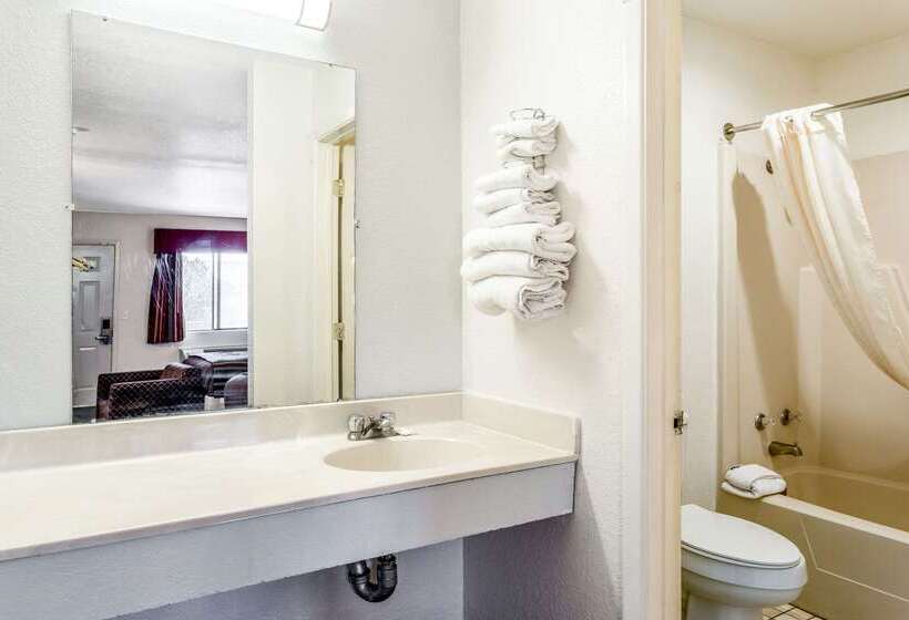 فندق Rodeway Inn Carlsbad Caverns Area