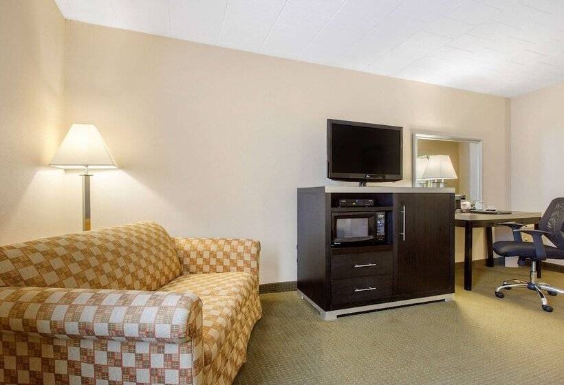 בית מלון כפרי Quality Inn Ledgewood  Dover