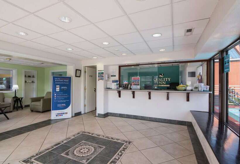 هتل Quality Inn Little Creek