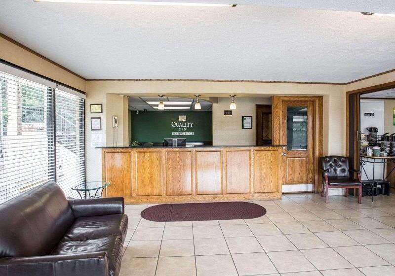 فندق Quality Inn Manning I95