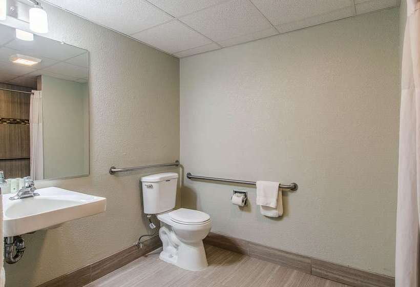 酒店 La Casa Inn & Suites Middleboro