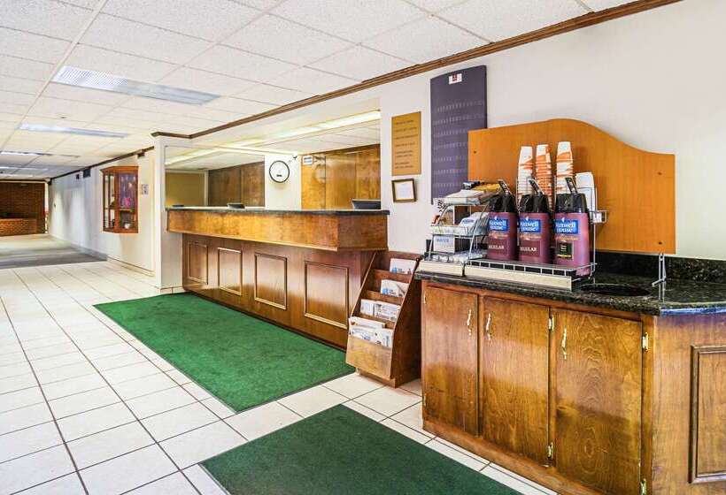 هتل Quality Inn & Suites