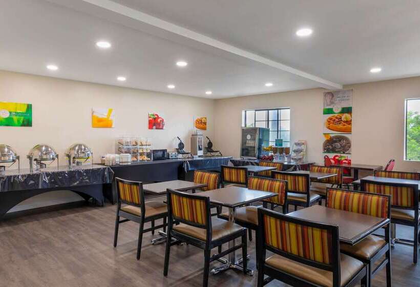 هتل Quality Inn & Suites Camarillooxnard