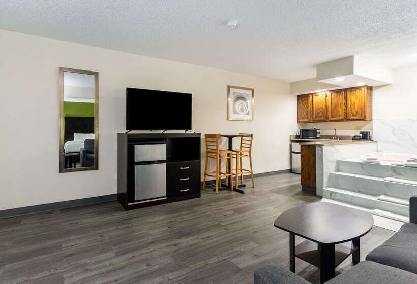 酒店 Quality Inn & Suites Vandalia Near I70 And Hwy 51
