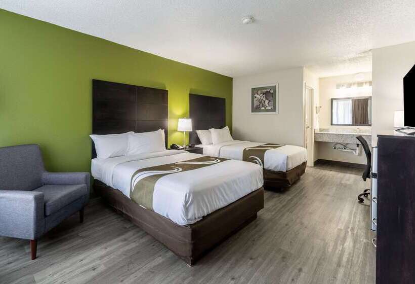酒店 Quality Inn & Suites Vandalia Near I70 And Hwy 51