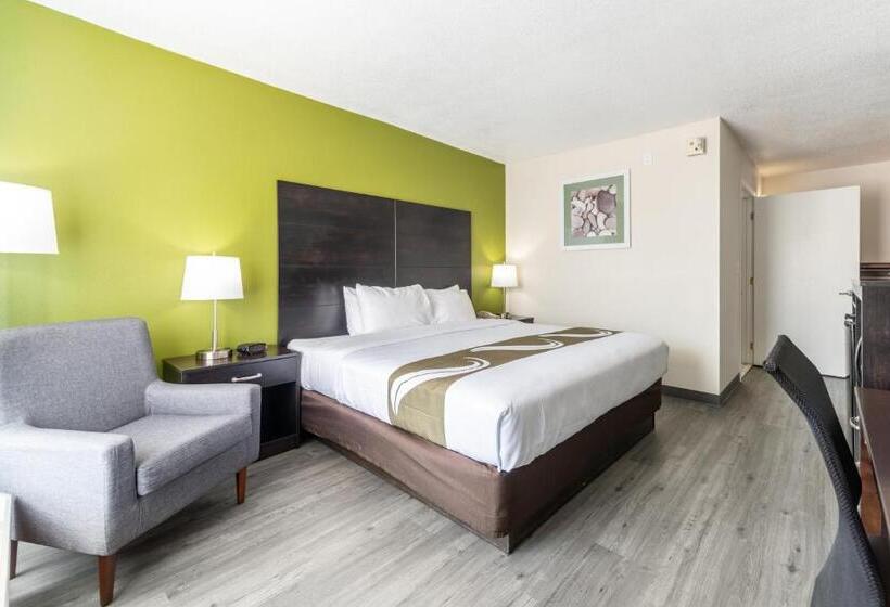 酒店 Quality Inn & Suites Vandalia Near I70 And Hwy 51