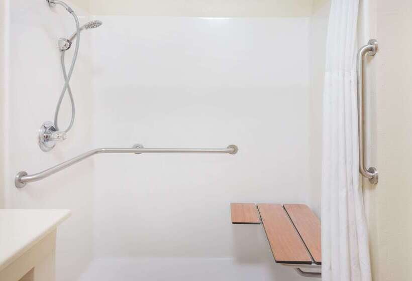 فندق Ramada By Wyndham Columbia