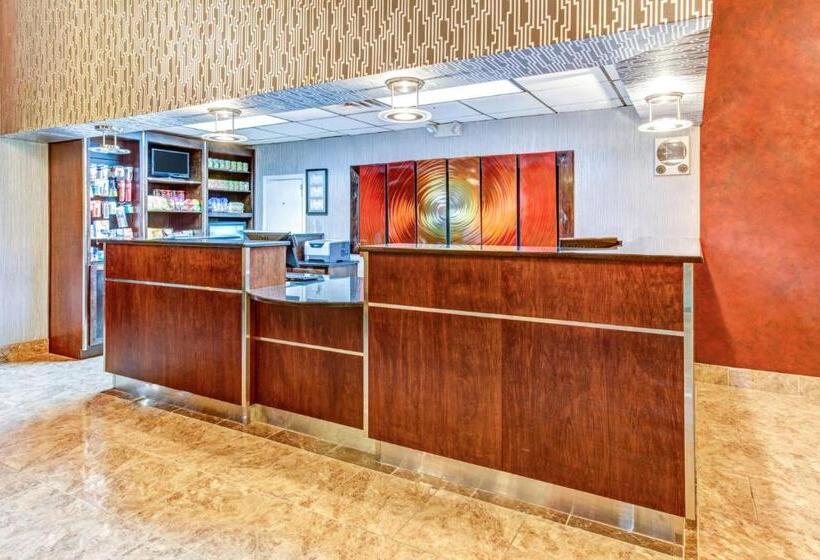 فندق Ramada By Wyndham Murfreesboro