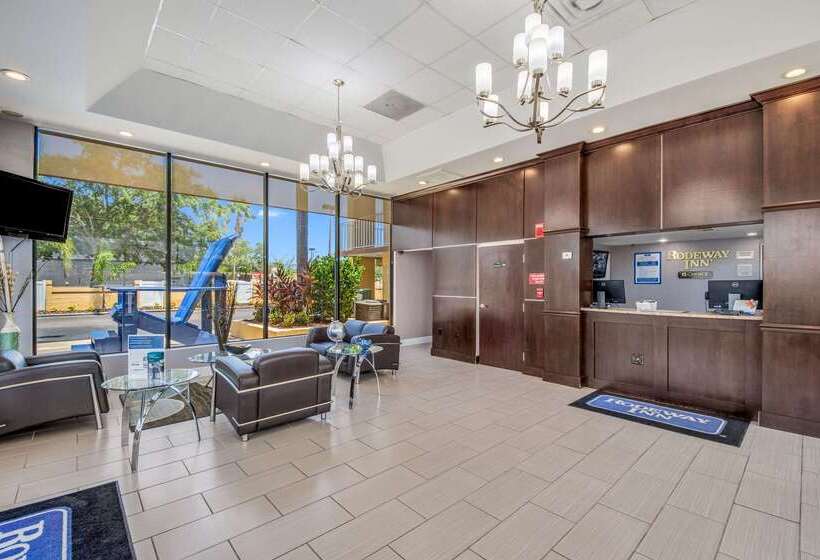 فندق Rodeway Inn Port Richey North