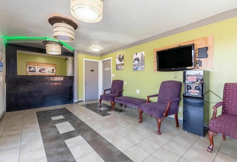 هتل Studio 6 Saint George, Ut