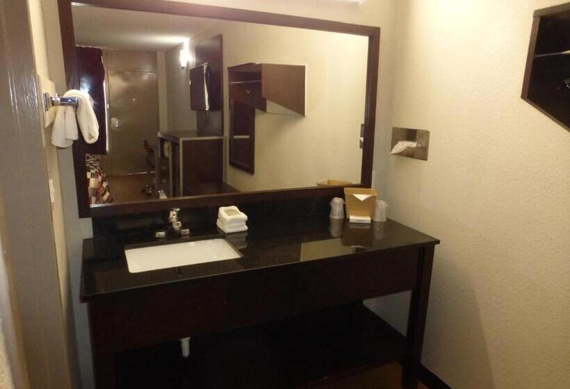מוטל Red Roof Inn Corpus Christi North  Near Downtown