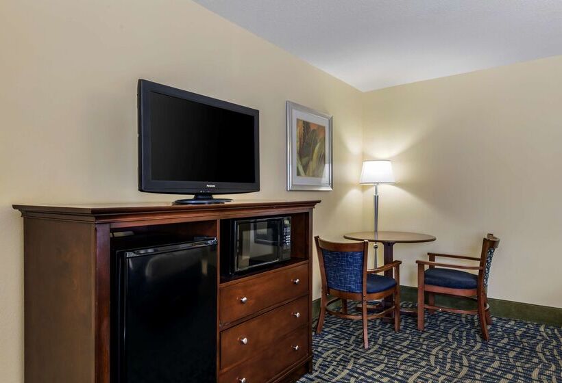 منتجع Best Western Cocoa Beach Hotel & Suites