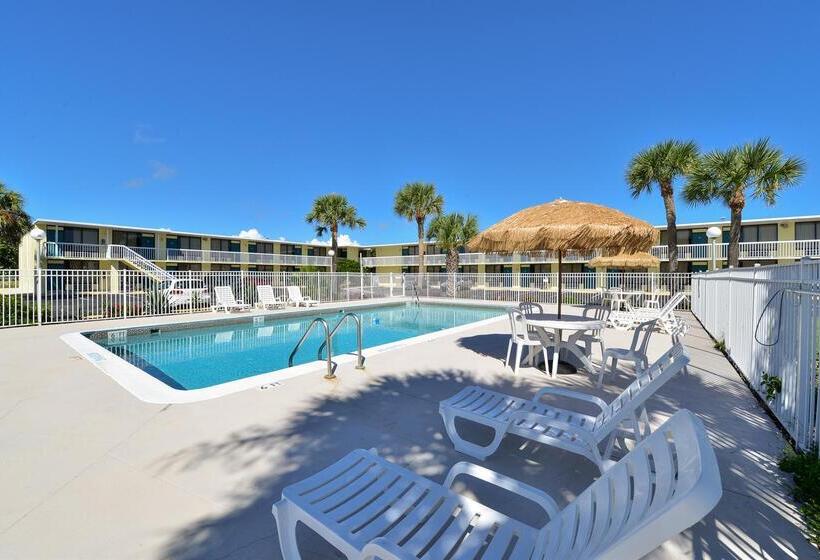בית מלון כפרי Americas Best Value Inn Satellite Beach Melbourne