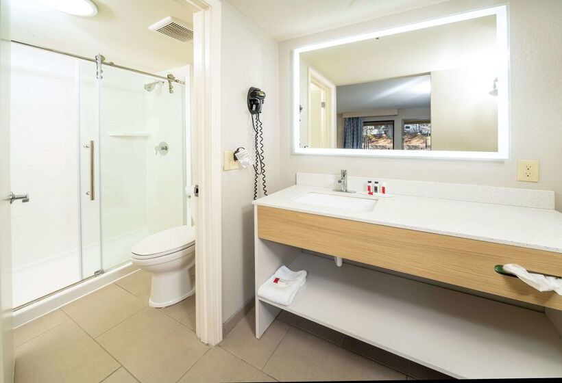호텔 Days Inn By Wyndham Atlanta Stone Mountain