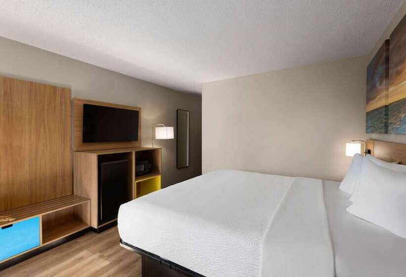 فندق Days Inn By Wyndham Florence Near Civic Center