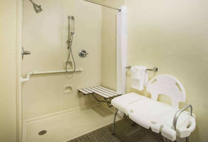 فندق Days Inn By Wyndham Florence Near Civic Center