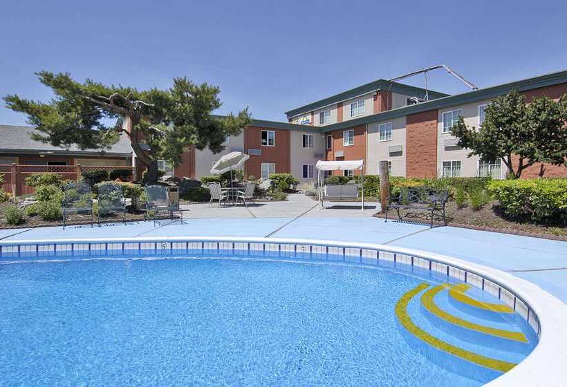 فندق Days Inn By Wyndham Mt. Vernon