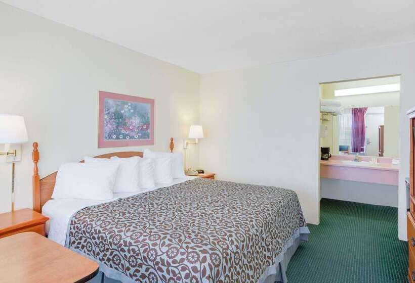 فندق Days Inn By Wyndham Newport