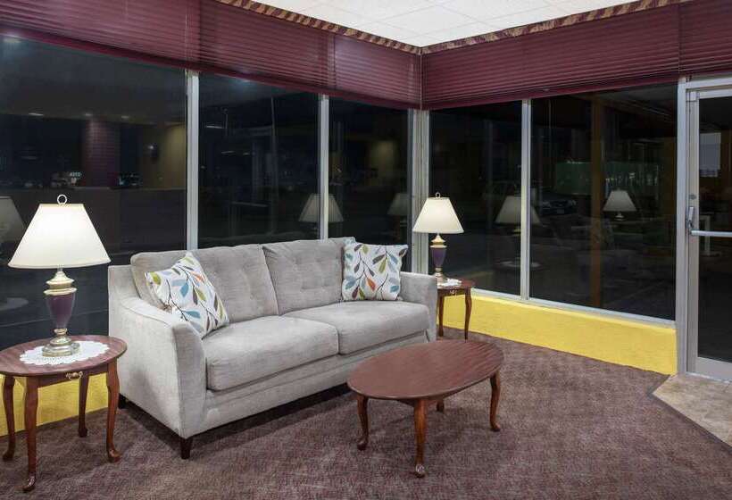 酒店 Days Inn By Wyndham Salem, Il