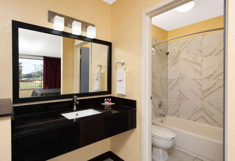 酒店 Days Inn By Wyndham Salem, Il