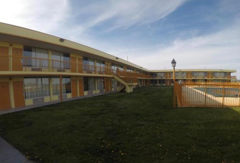 酒店 Days Inn By Wyndham Salem, Il