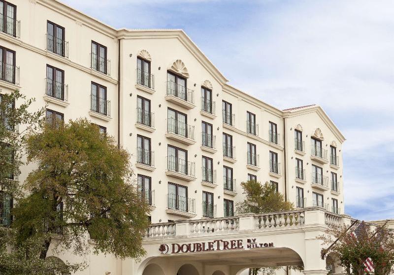 בית מלון כפרי Doubletree By Hilton Austin