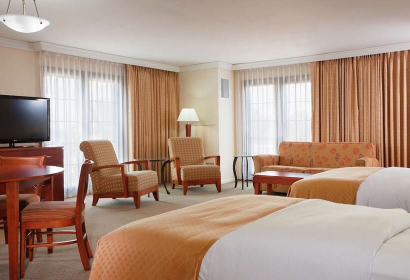בית מלון כפרי Doubletree By Hilton Austin