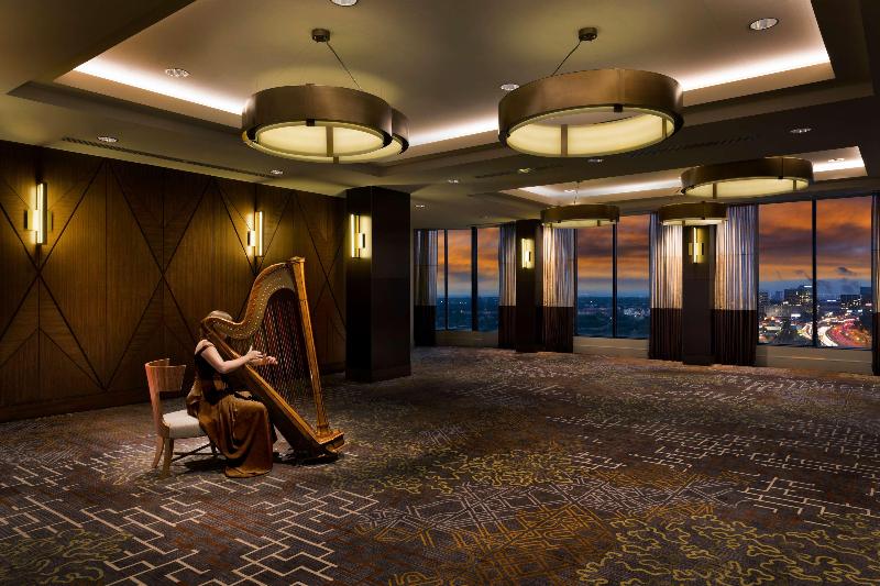 هتل Doubletree By Hilton Dallascampbell Centre