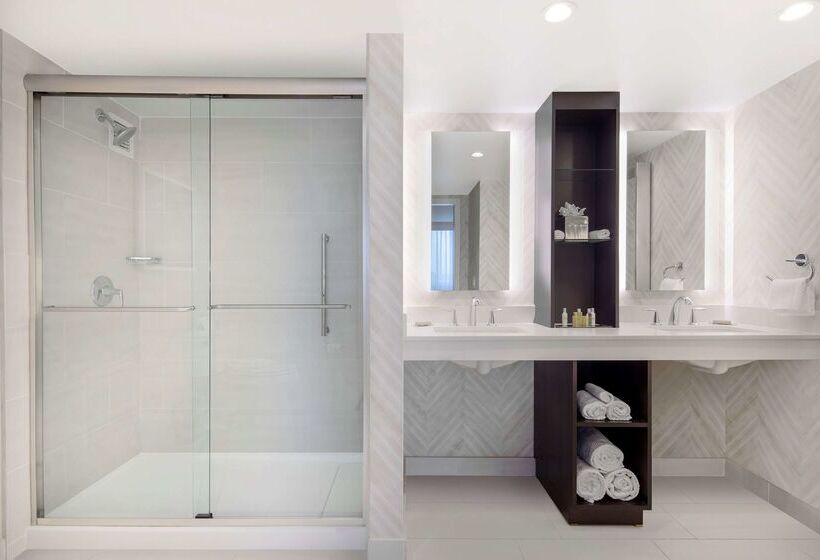 فندق Doubletree By Hilton  Deerfield Beach  Boca Raton