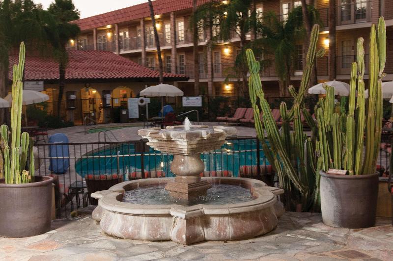 בית מלון כפרי Doubletree Suites By Hilton Tucson   Williams Center