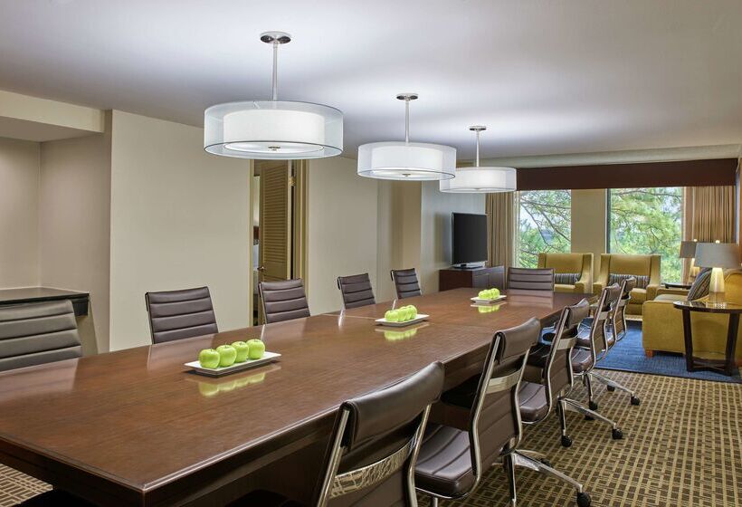 בית מלון כפרי Doubletree By Hilton Houston Intercontinental Airport
